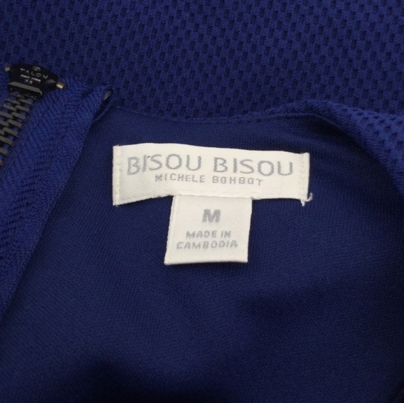 NWOT Bisou Bisou Women’s Blue Crop Top Size Medium. - Picture 4 of 5